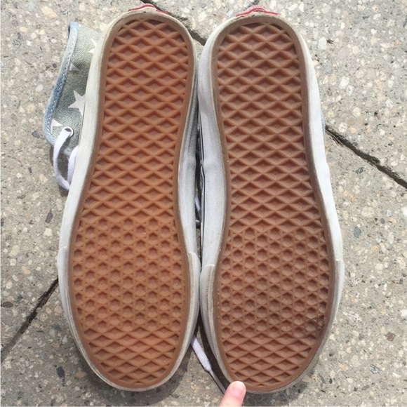 Acid Wash Star and Leopard Print High Tops - Picture 4 of 4